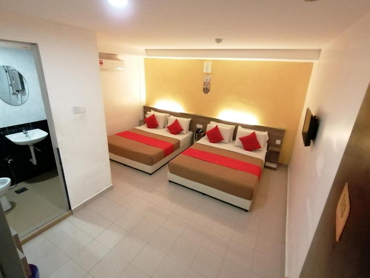 Yellow Mansion Hotel Melaka Raya Buitenkant foto