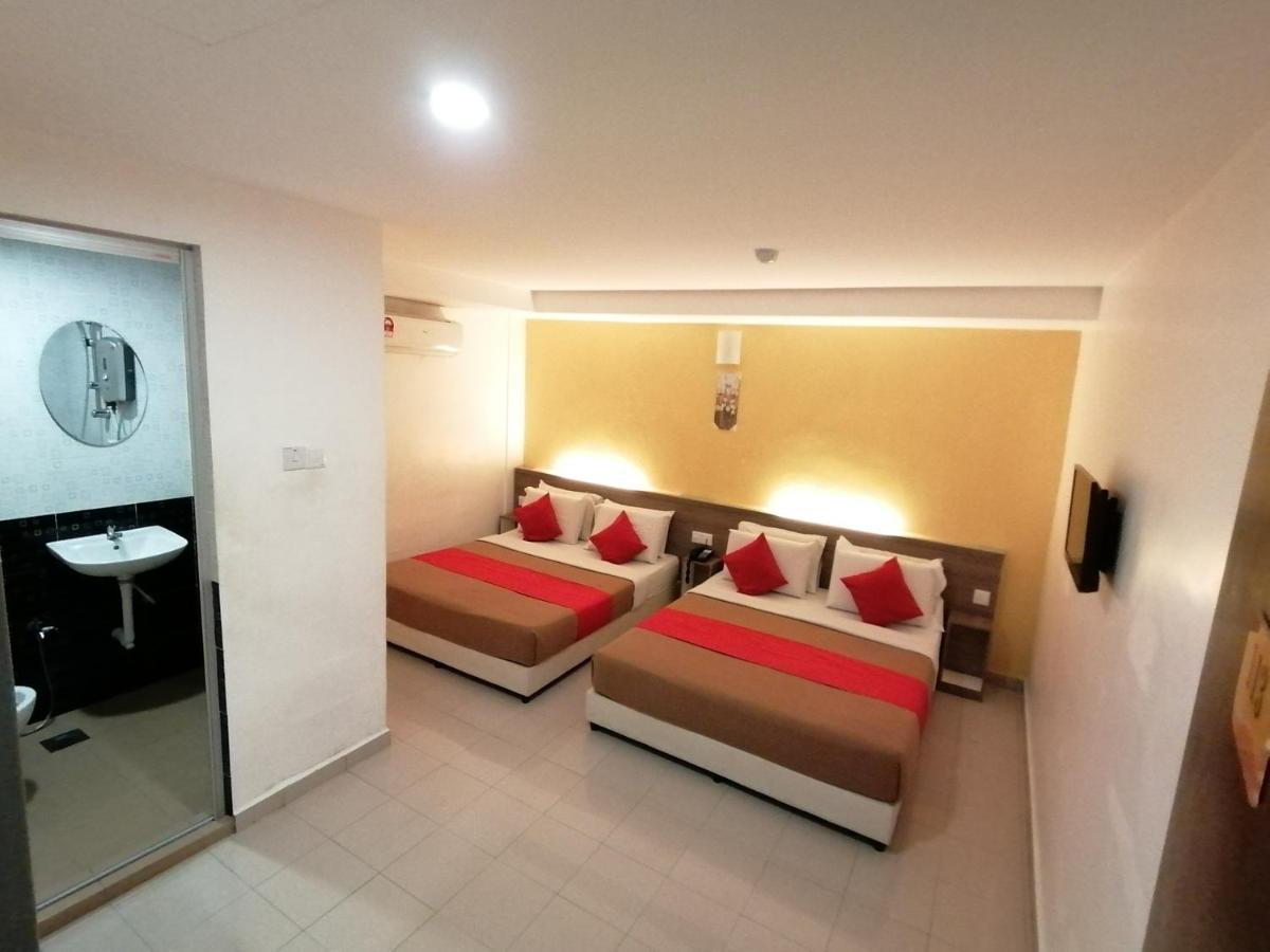 Yellow Mansion Hotel Melaka Raya Buitenkant foto