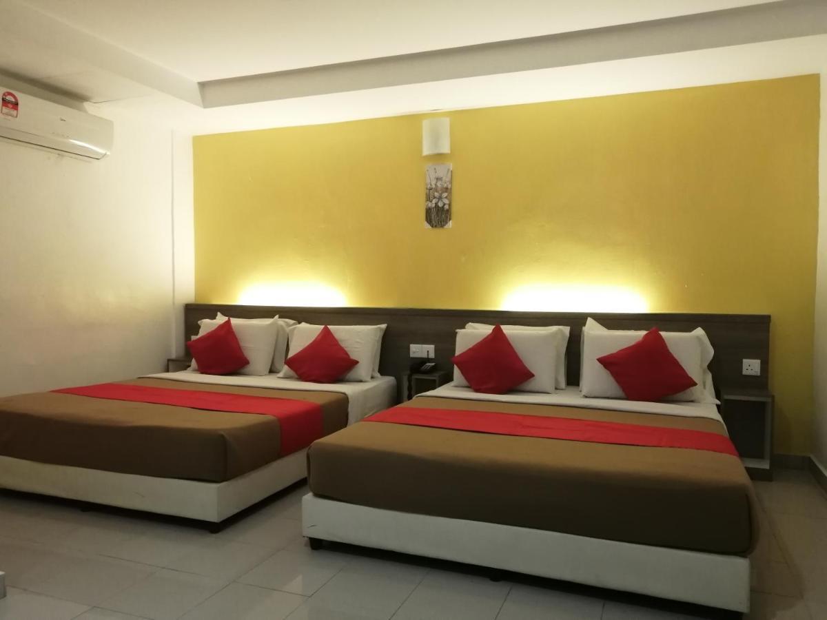 Yellow Mansion Hotel Melaka Raya Buitenkant foto