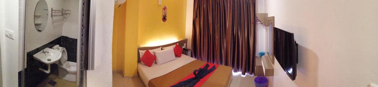 Yellow Mansion Hotel Melaka Raya Buitenkant foto