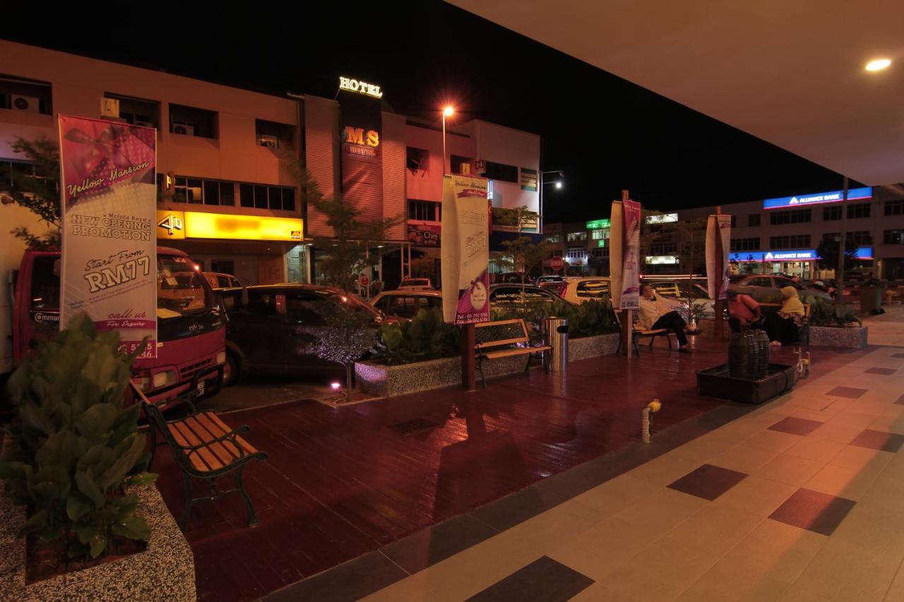 Yellow Mansion Hotel Melaka Raya Buitenkant foto