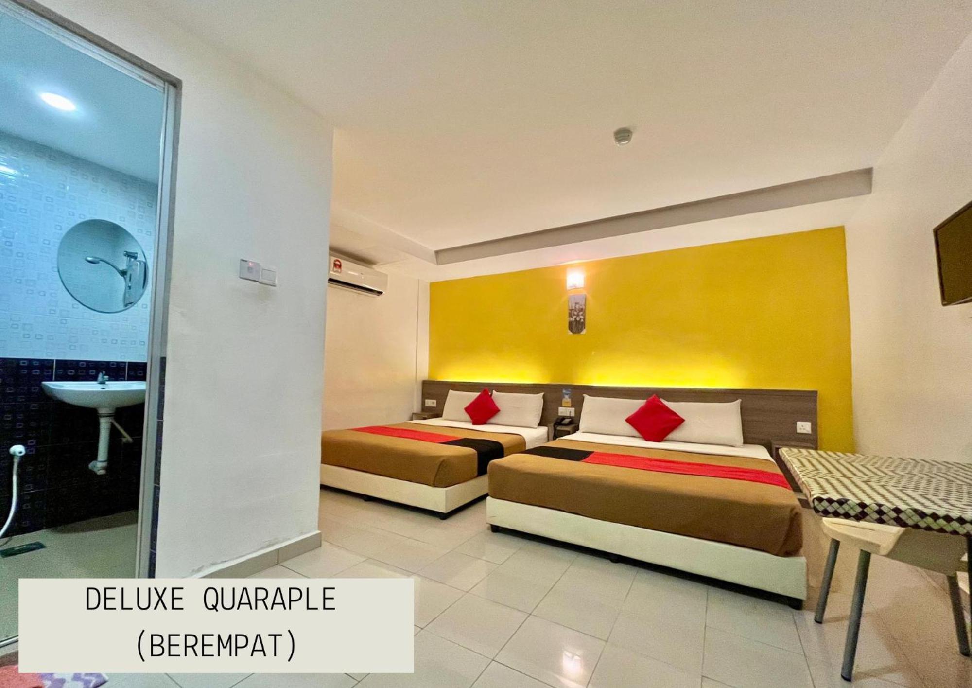 Yellow Mansion Hotel Melaka Raya Buitenkant foto