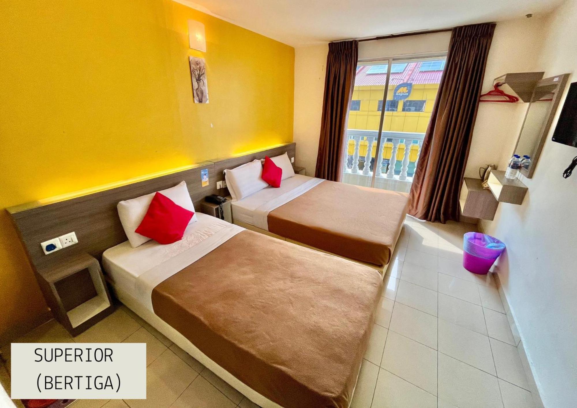 Yellow Mansion Hotel Melaka Raya Buitenkant foto